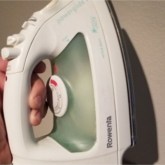 ROWENTA POWERGLIDE 2 IRON - Picture 6 of 12